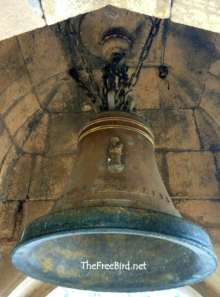 Menavali temple Bell