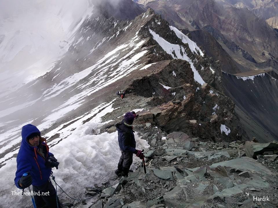 stok kangri: descend towards shoulder