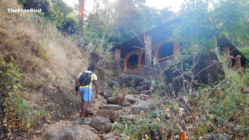 Ganesh Mandir at Ganesh Ghat towards Padargad