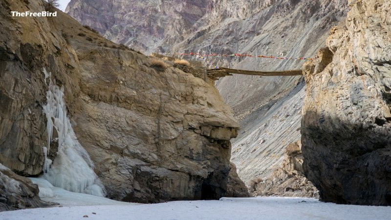 chadar trek blog nerak bridge