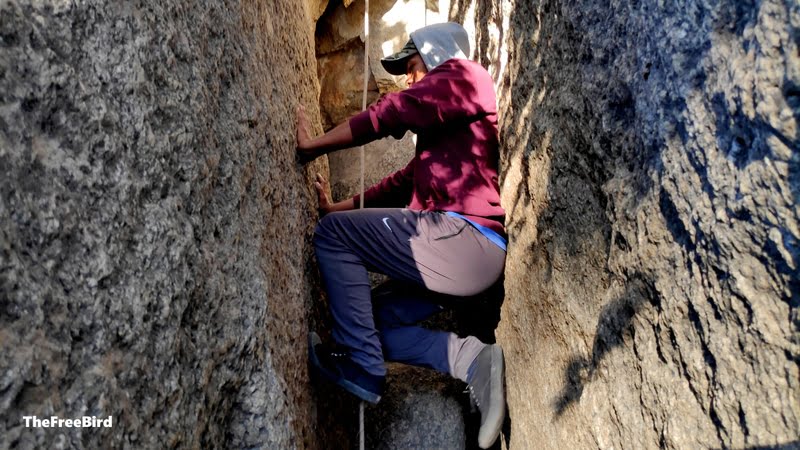 Chimeny Climbing  SVIM Swami Vivekanand Institute of Mountaineering Basic Rock Climbing BRC Mt. ABu Adventure