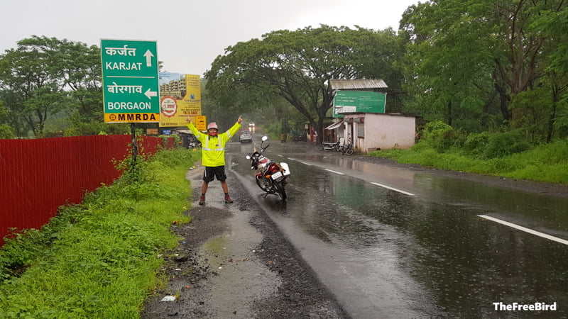 Took a right from Borgaon phata towards Sondai fort