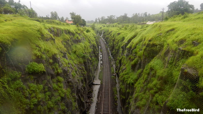 Enroute Sondai fort this railway track is almost 4 storeys below