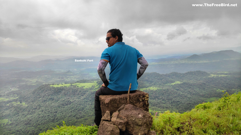 manikgada trek blog - view from top