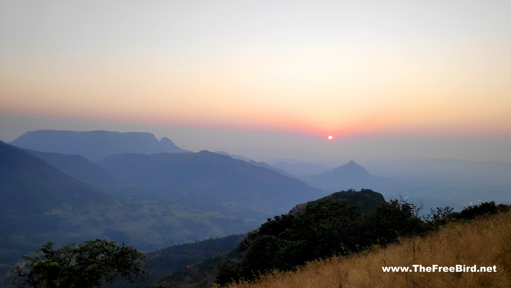 Sunset from Peb Vikatgad - kalavantin prabalgad visible