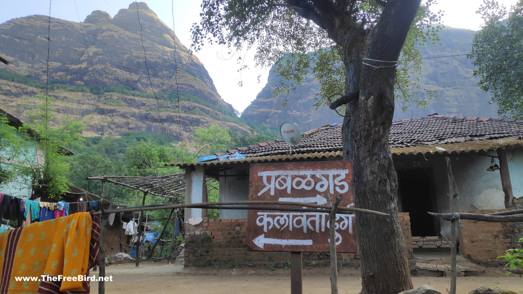 route markers for prabalgad and kalavantin