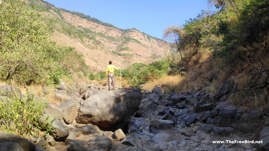 river bed trek to matheran via beatrice cliff