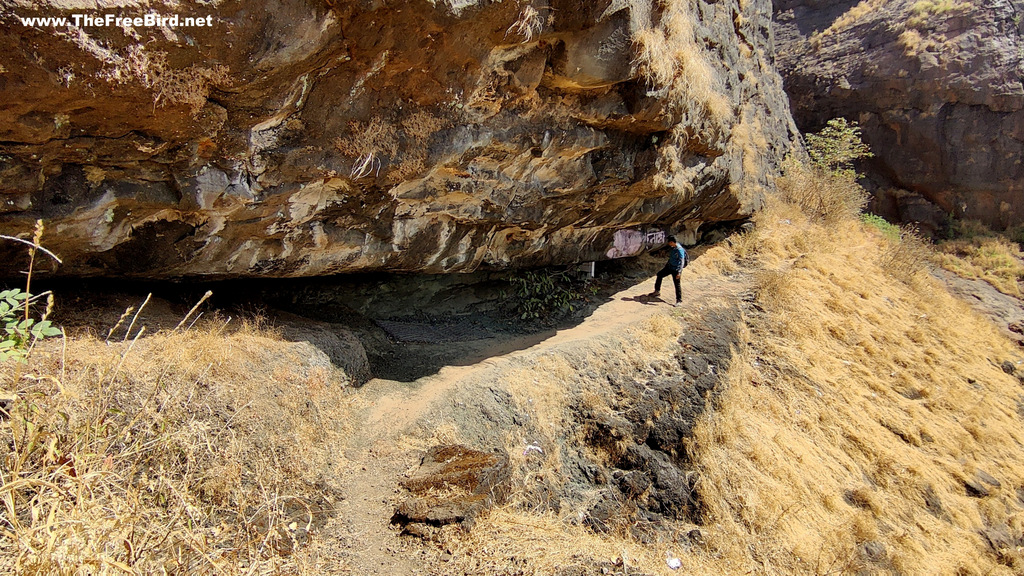 pisarnath cave route to Matheran