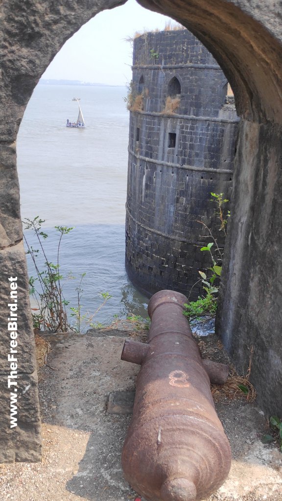 murud janjira fort cannnon