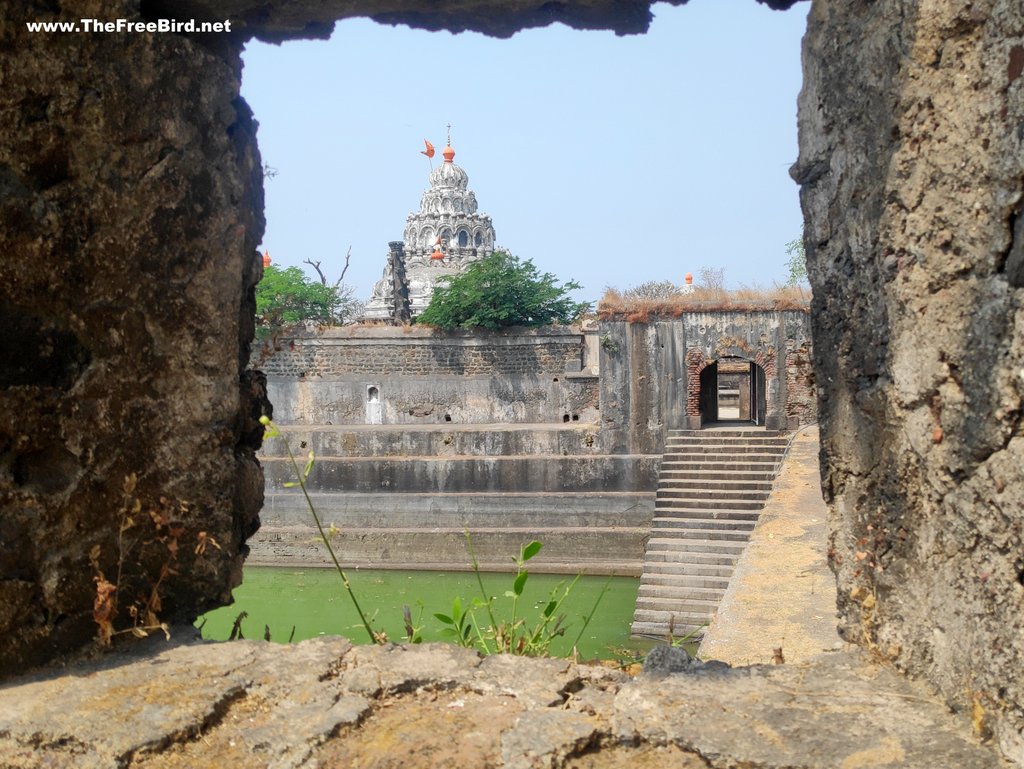 Ganesh temple & lake Kolaba fort